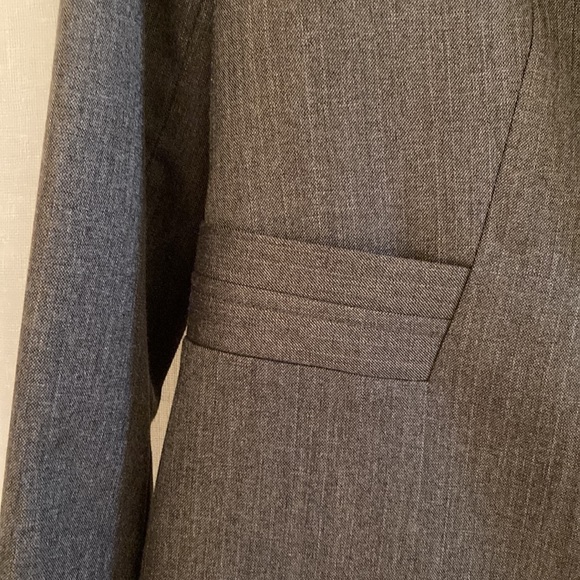 AK Spring Blazer, size 6, EUC - Picture 4 of 9